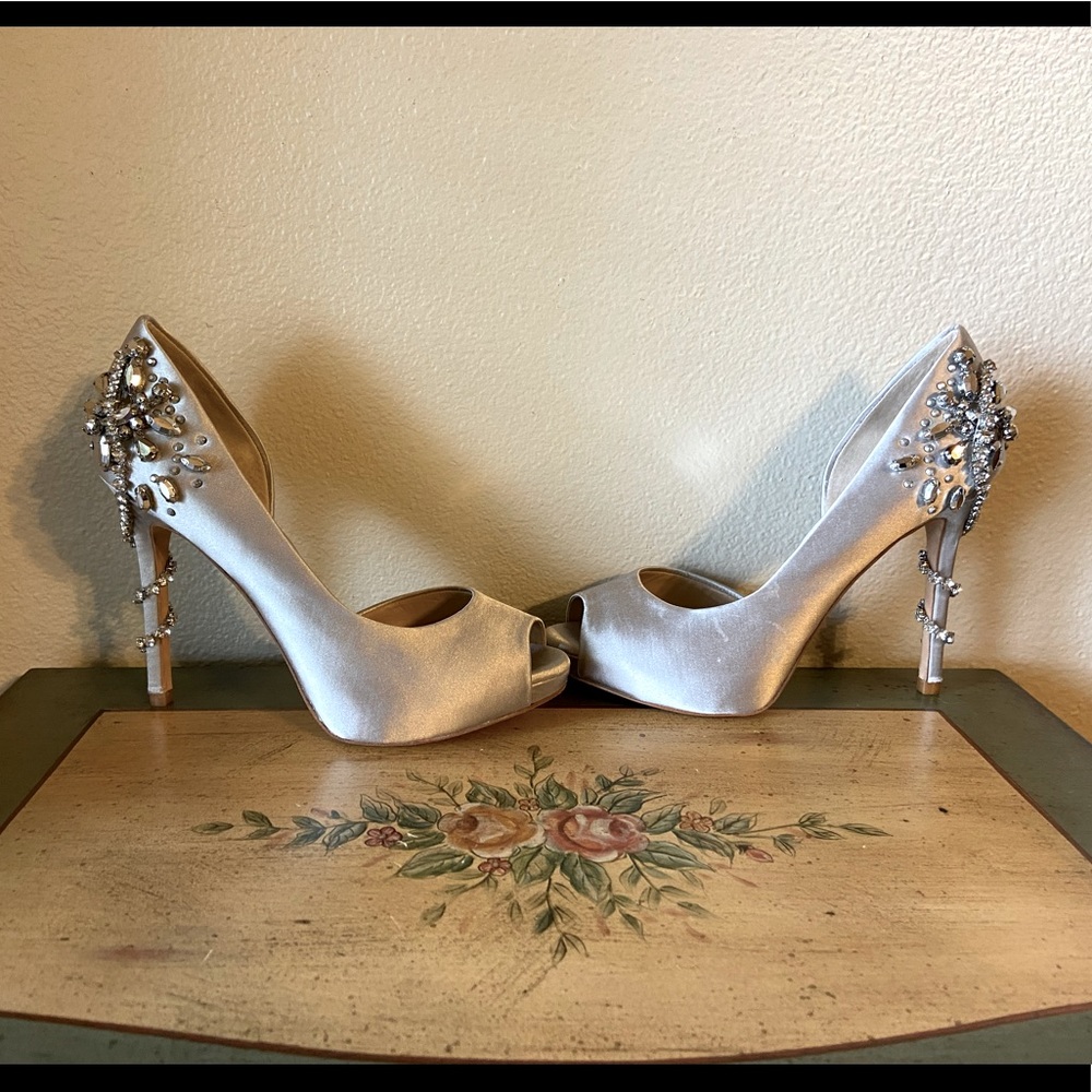 Antonio Melani silver heels